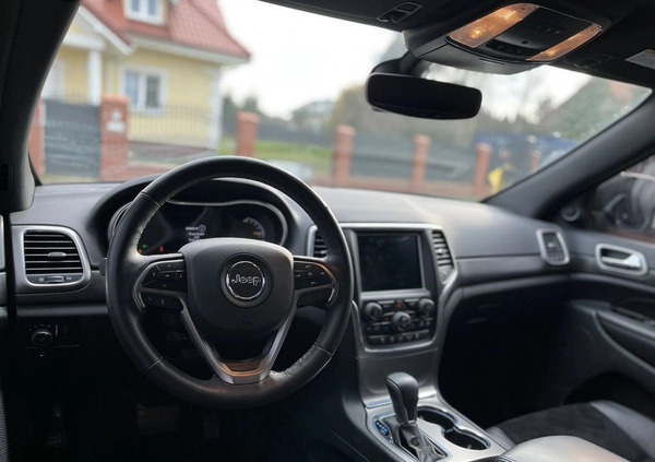 Jeep Grand Cherokee cena 119900 przebieg: 97000, rok produkcji 2018 z Bukowno małe 121